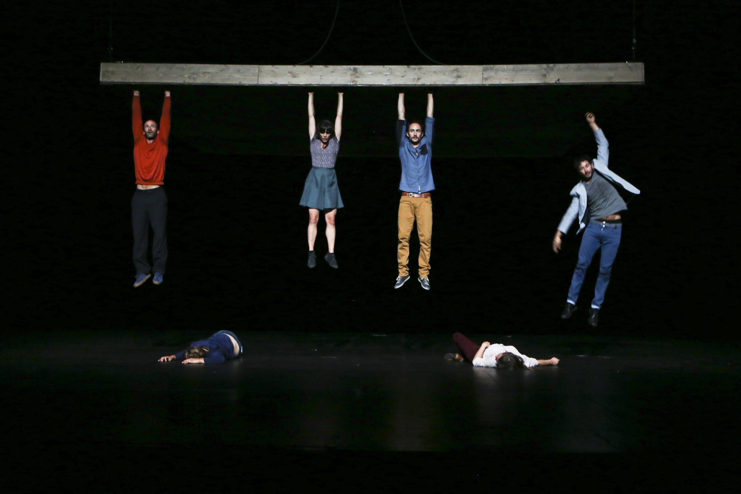 Compagnie Yoann Bourgeois (FRA) | Celui qui tombe