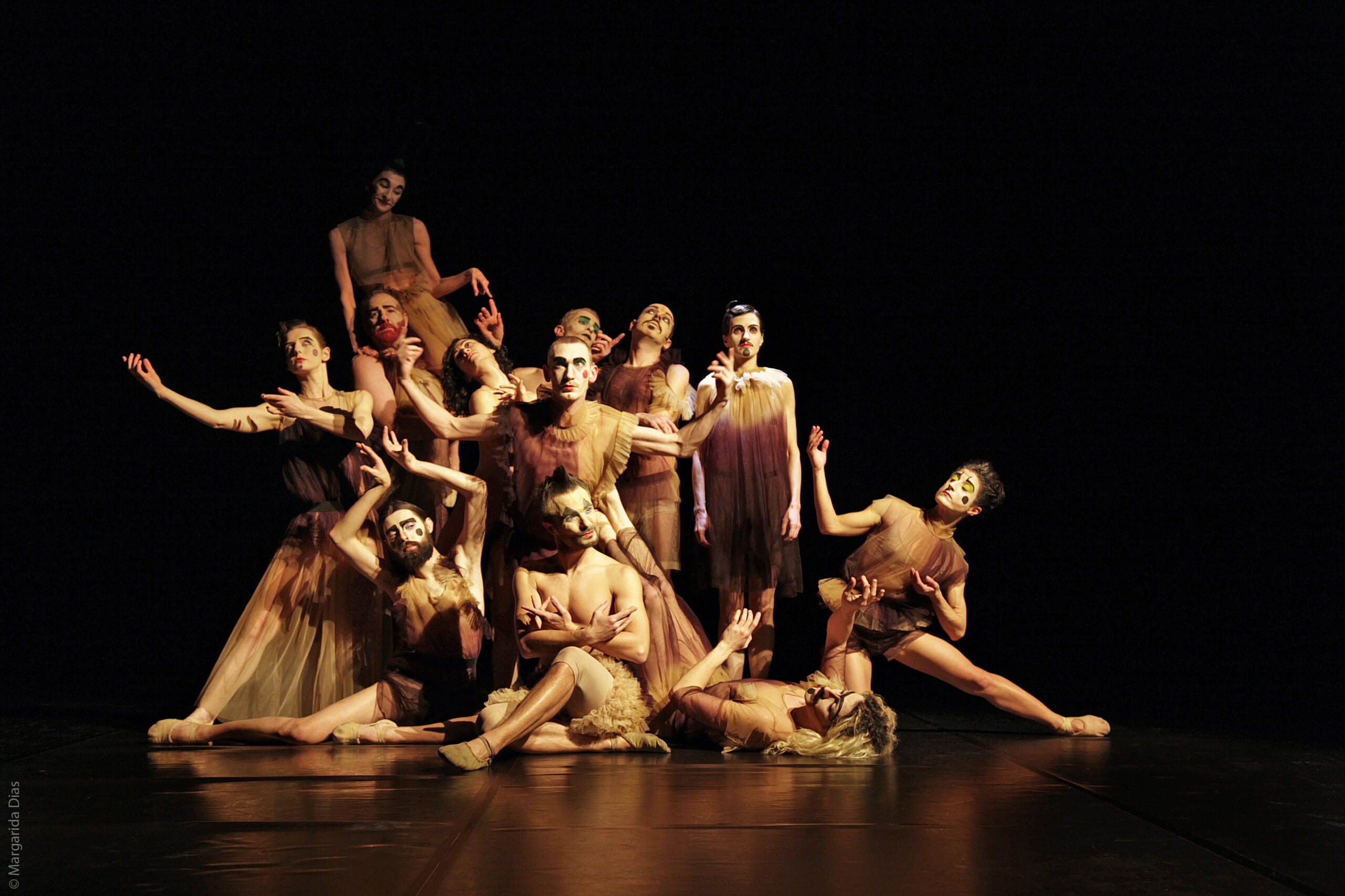 Tânia Carvalho | Weaving Chaos